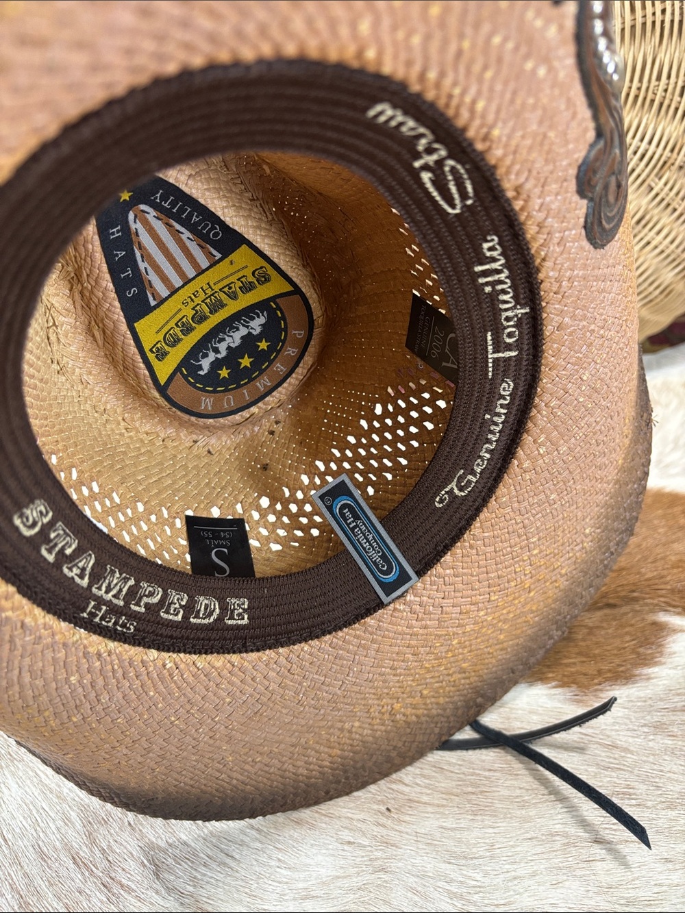 Stampede straw, cowboy hat, size small - Picture 5 of 6